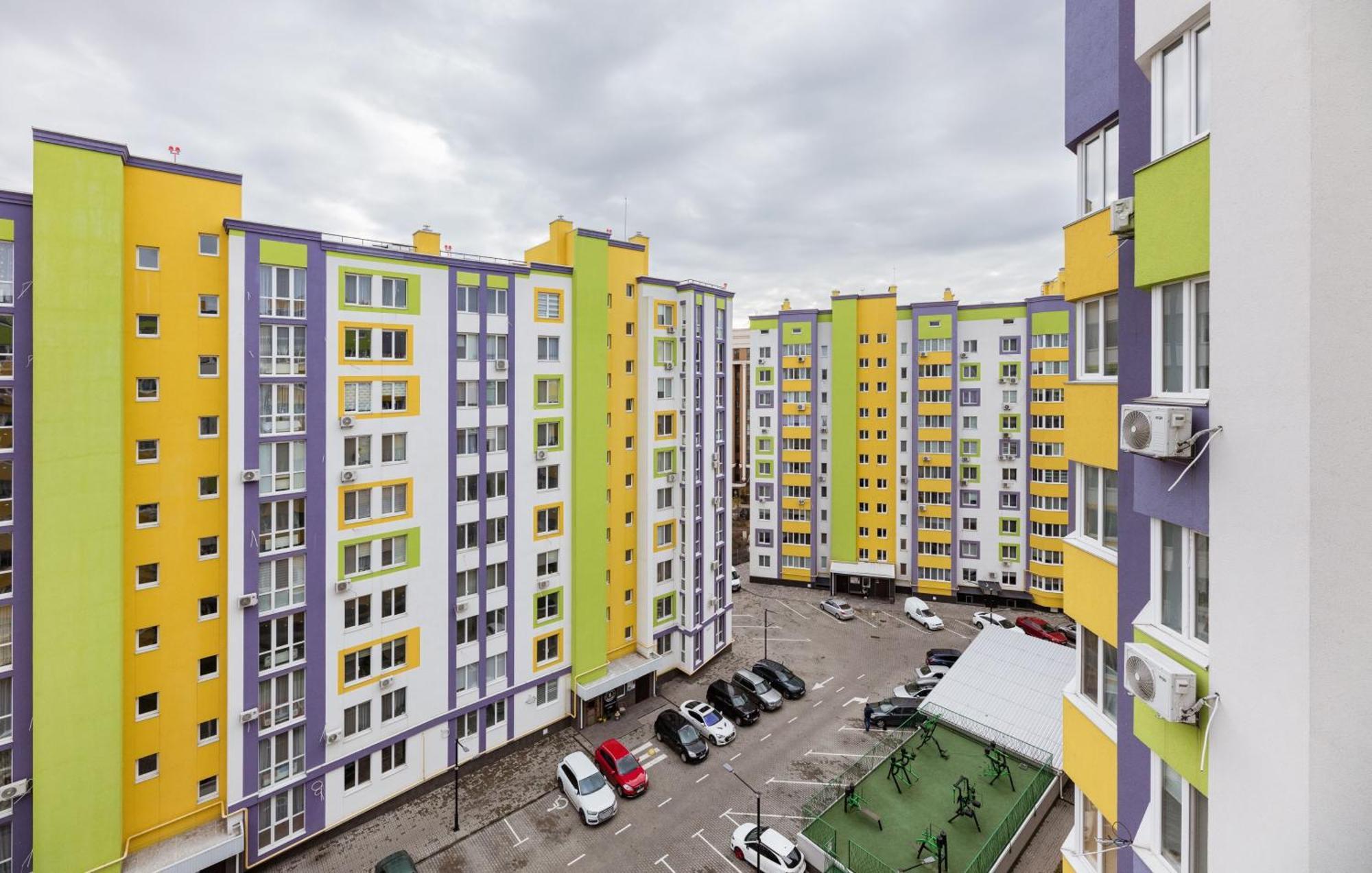 0272 Нова Затишна Квартира Жк Щасливий 基輔 外观 照片